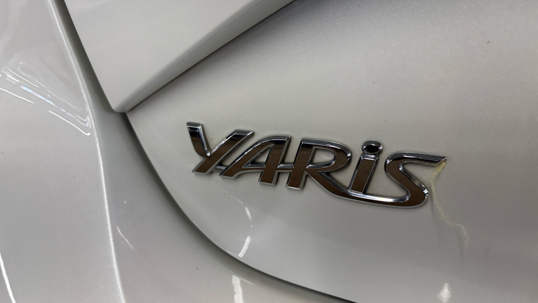 Toyota Yaris 1.5 Hybrid Icon Tech 5dr CVT Hybrid Hatchback